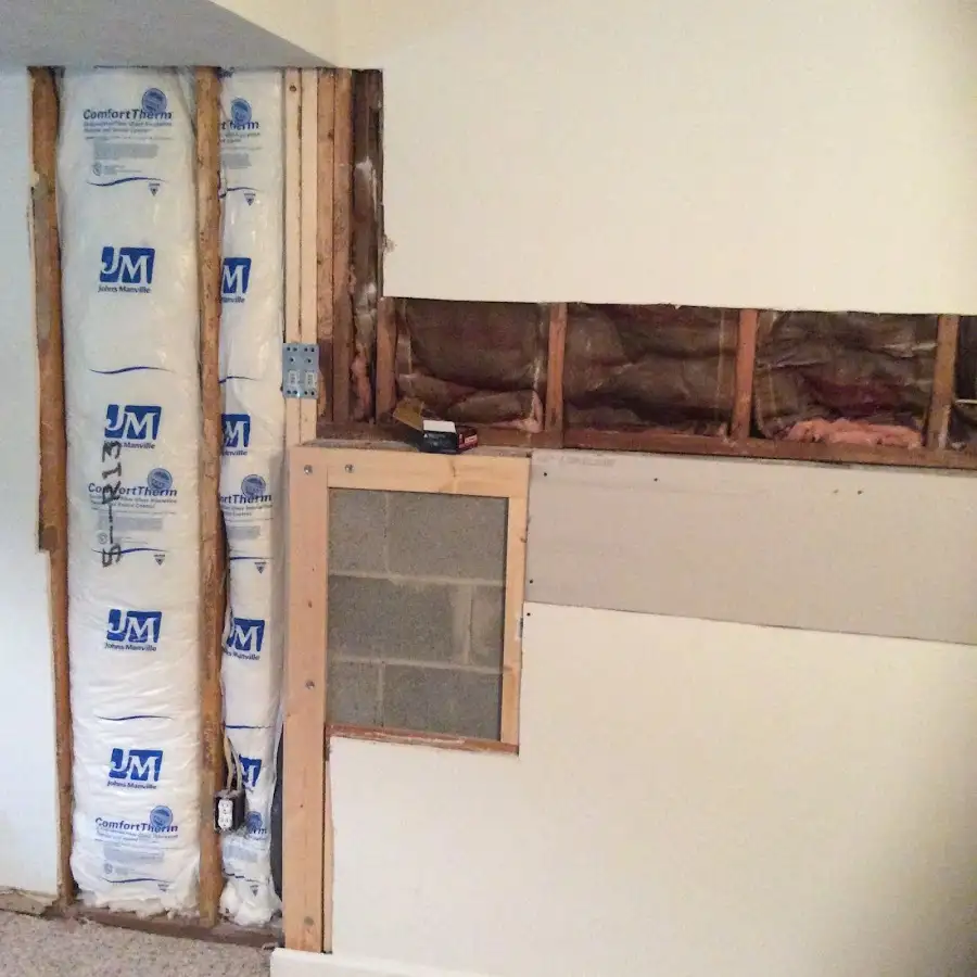 Wall insulation replacement during Structural Drying in Glendale